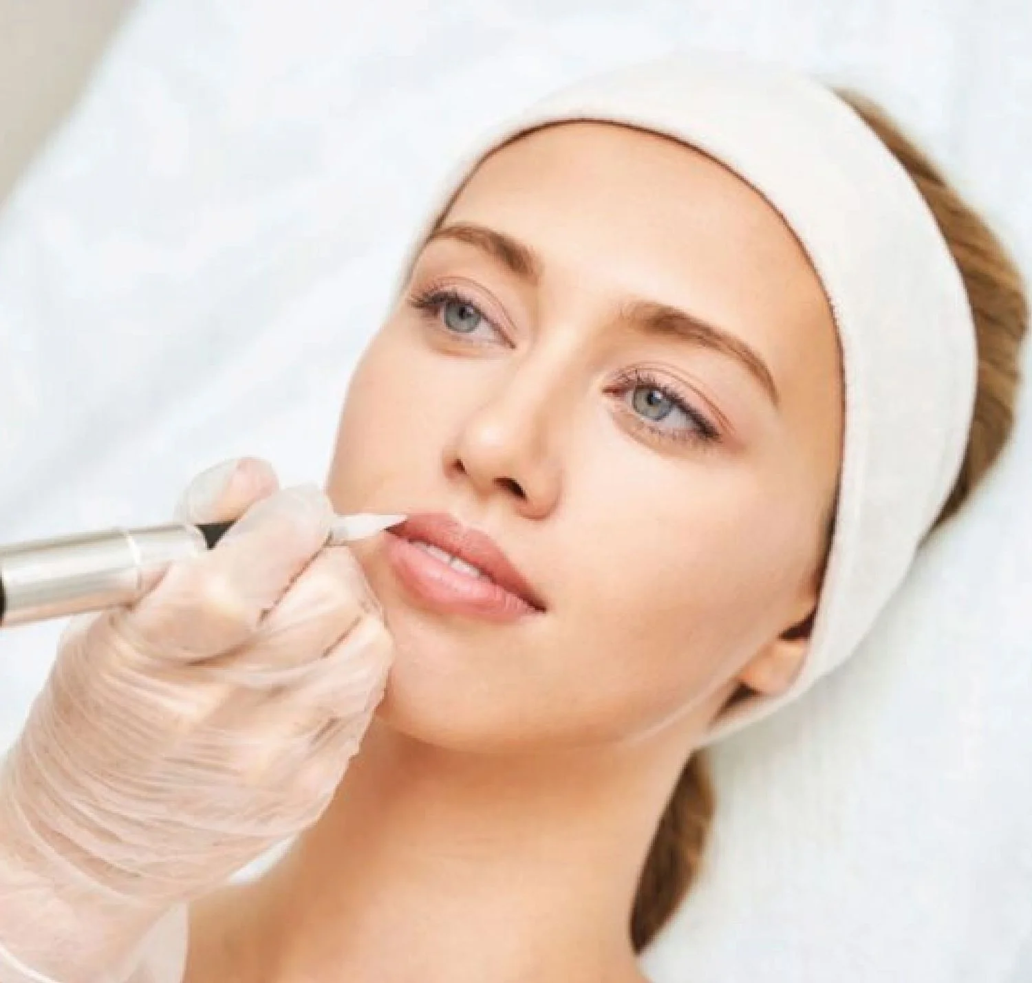 Lip Lightening Treatment